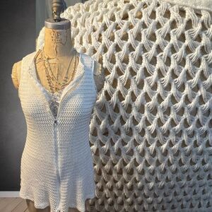 Vintage 1980 White Knit Sleeveless Cardigan
